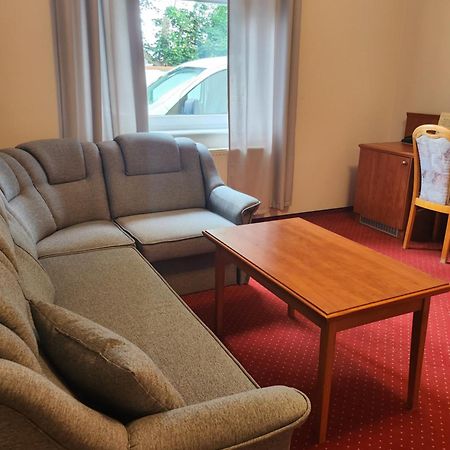 Hotel Dowhan Nowe Esterno foto