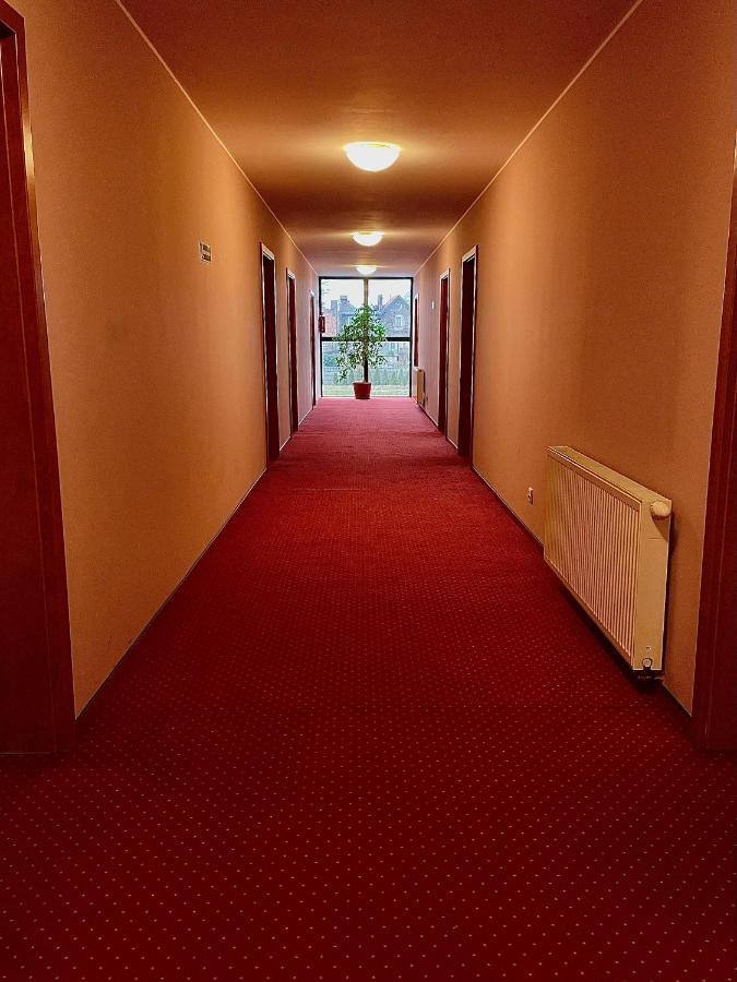 Hotel Dowhan Nowe Esterno foto