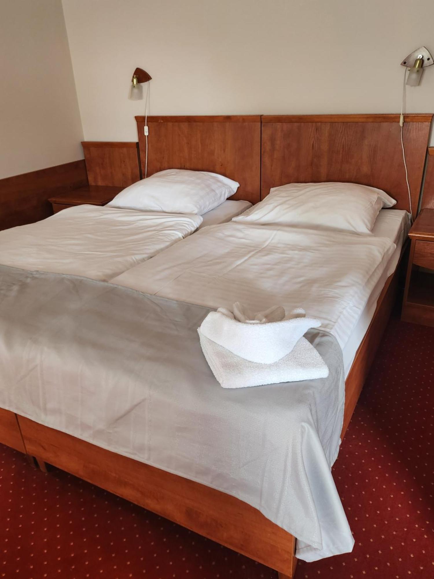 Hotel Dowhan Nowe Esterno foto